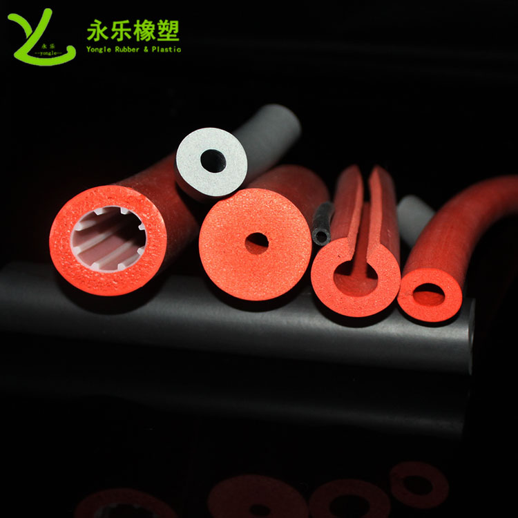 硅膠發(fā)泡管，耐高溫發(fā)泡硅膠管，保溫發(fā)泡硅膠管