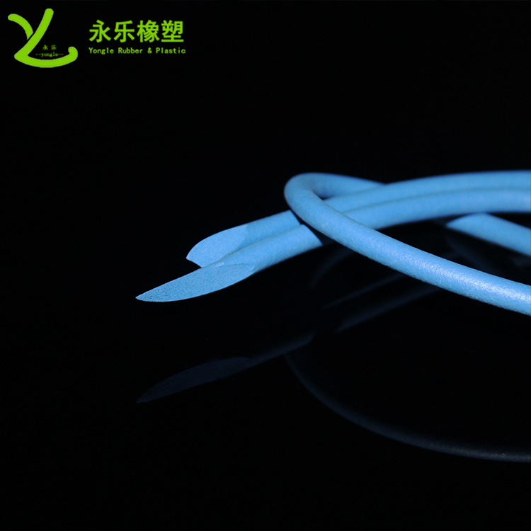 硅膠發(fā)發(fā)泡條，阻燃硅膠發(fā)泡圓條，耐高溫發(fā)泡硅膠條