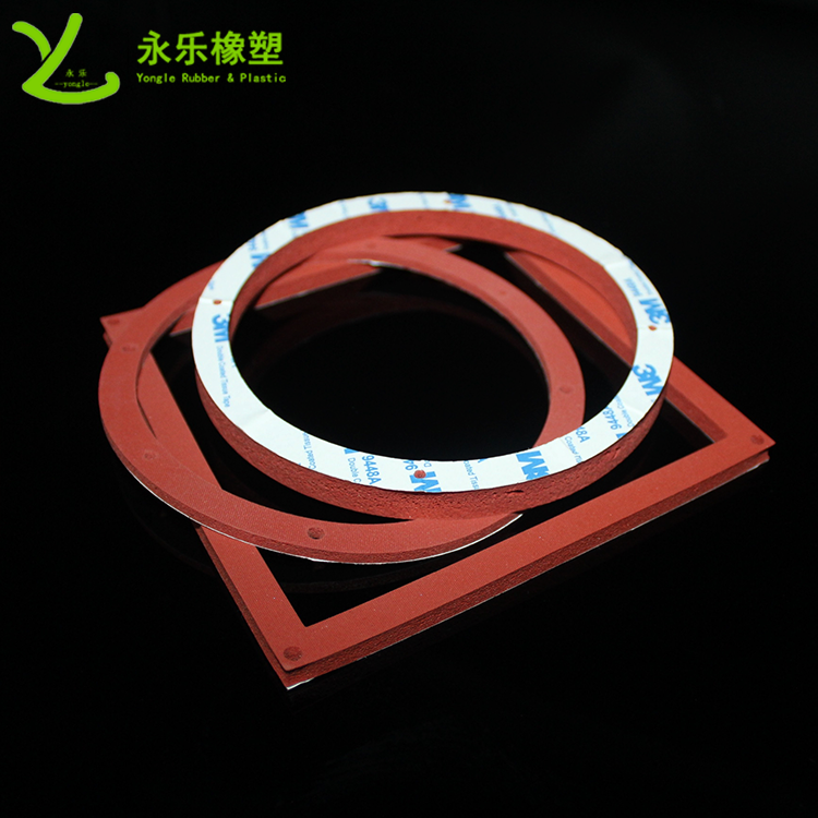 定制模壓發(fā)泡硅膠墊，無氣味模壓發(fā)泡硅膠墊，耐高溫模壓發(fā)泡硅膠墊