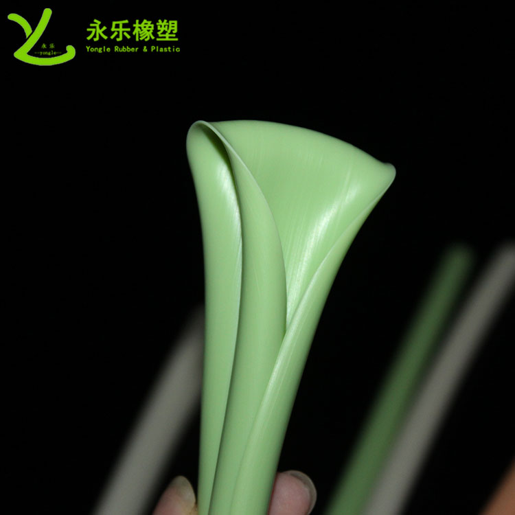 硅膠吸管，擠出異形硅膠吸管，食品級硅膠吸管