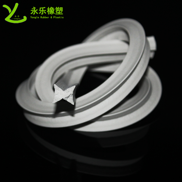 硅膠泡棉膠條，阻燃硅膠泡棉膠條，耐高溫發(fā)泡硅膠條