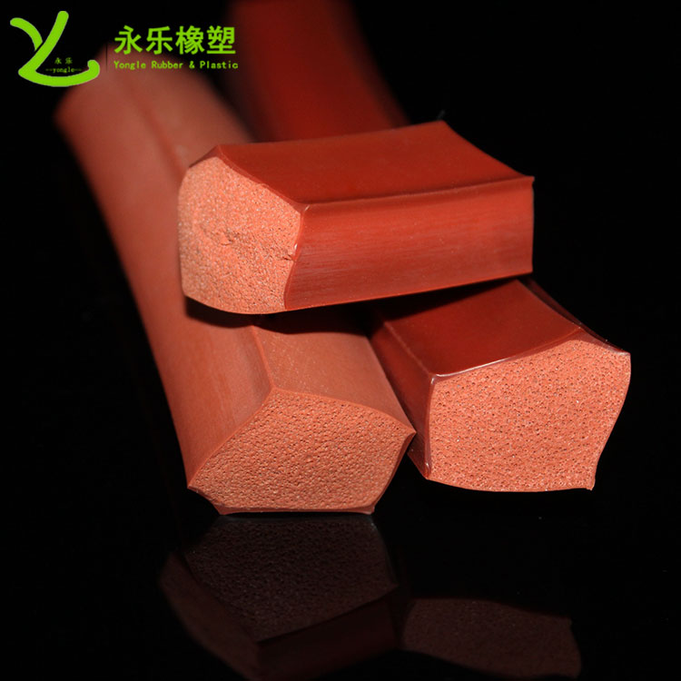 擠出復(fù)合發(fā)泡硅膠條，耐高溫復(fù)合發(fā)泡硅膠條，耐老化復(fù)合發(fā)泡硅膠條